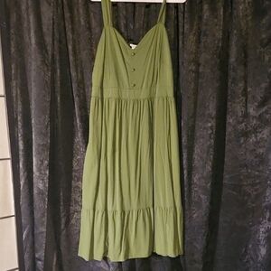 Ava & Viv Green Midi Dress